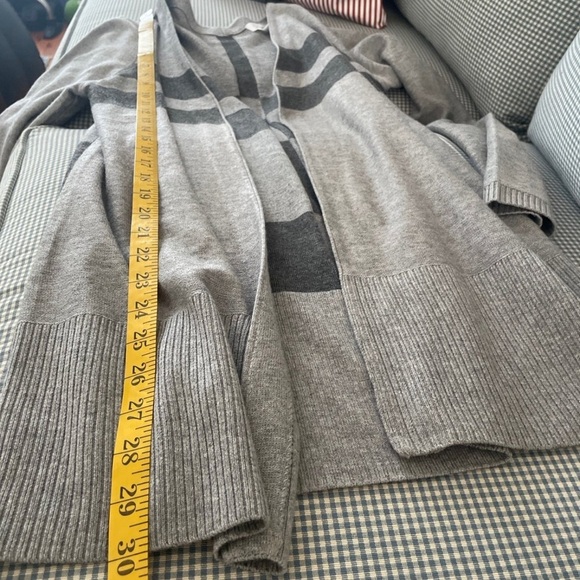 Calvin Klein Grey Color Block Cardigan, Matching Long Sleeve Top Bundle - Picture 6 of 6